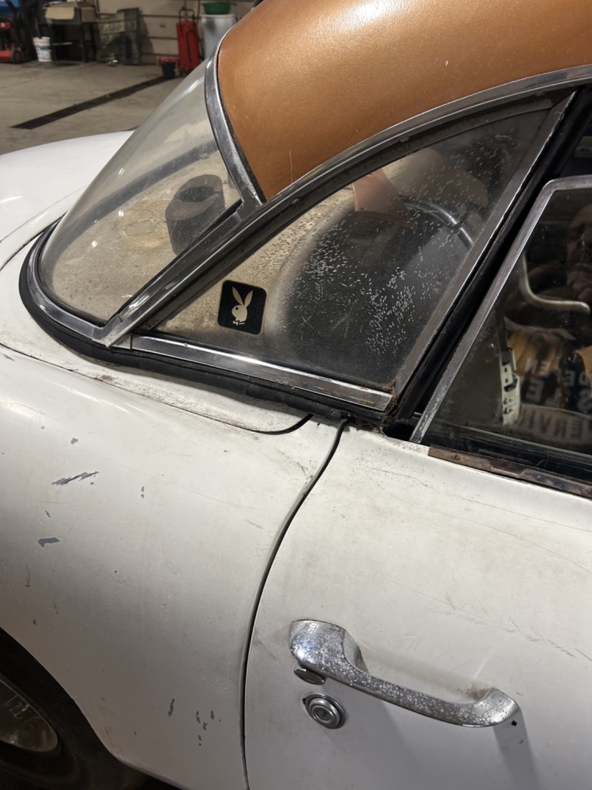 Chevrolet-Corvette-1957-Convertible-17