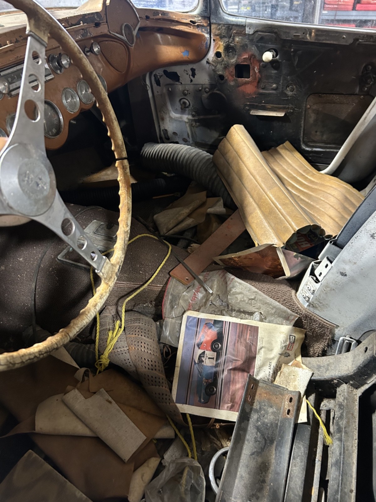 Chevrolet-Corvette-1957-Convertible-18