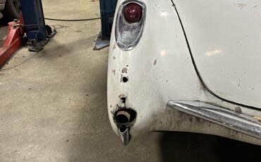 Chevrolet-Corvette-1957-Convertible-9