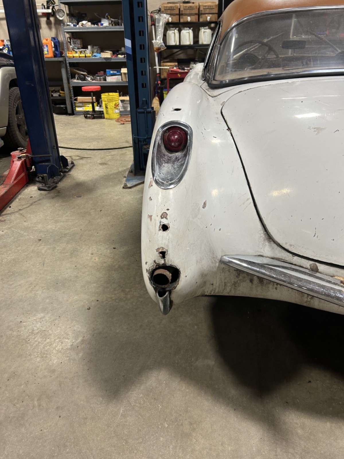 Chevrolet-Corvette-1957-Convertible-9