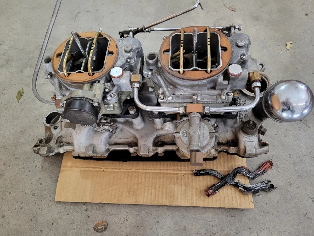 Chevrolet-Corvette-1959-Red-With-White-Coves-Black-17