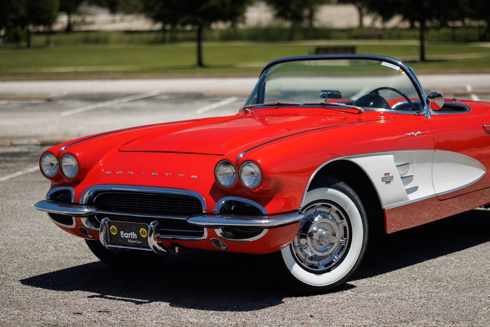 Chevrolet-Corvette-1961-Convertible-15