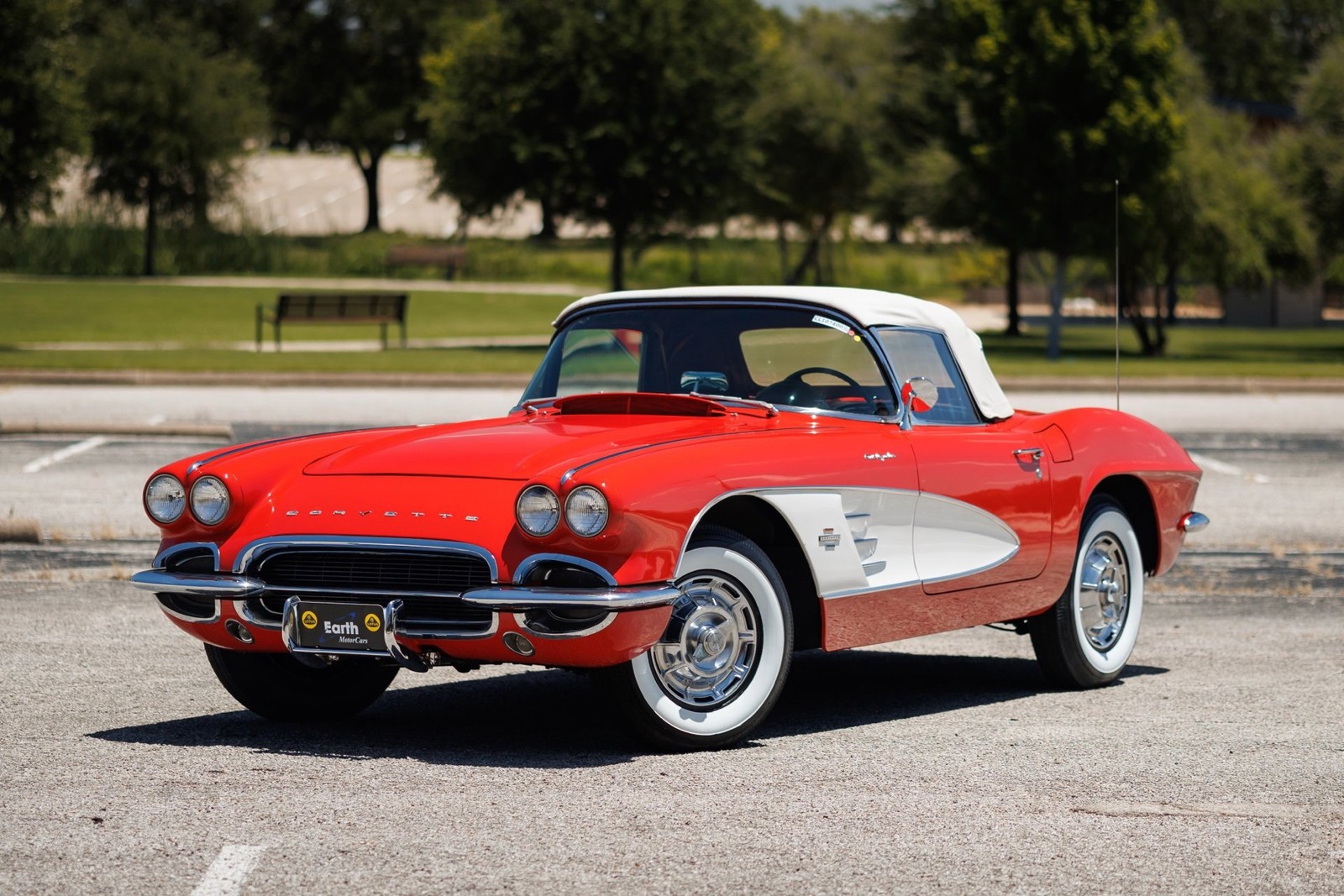 Chevrolet-Corvette-1961-Convertible-18