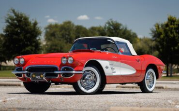Chevrolet-Corvette-1961-Convertible-19