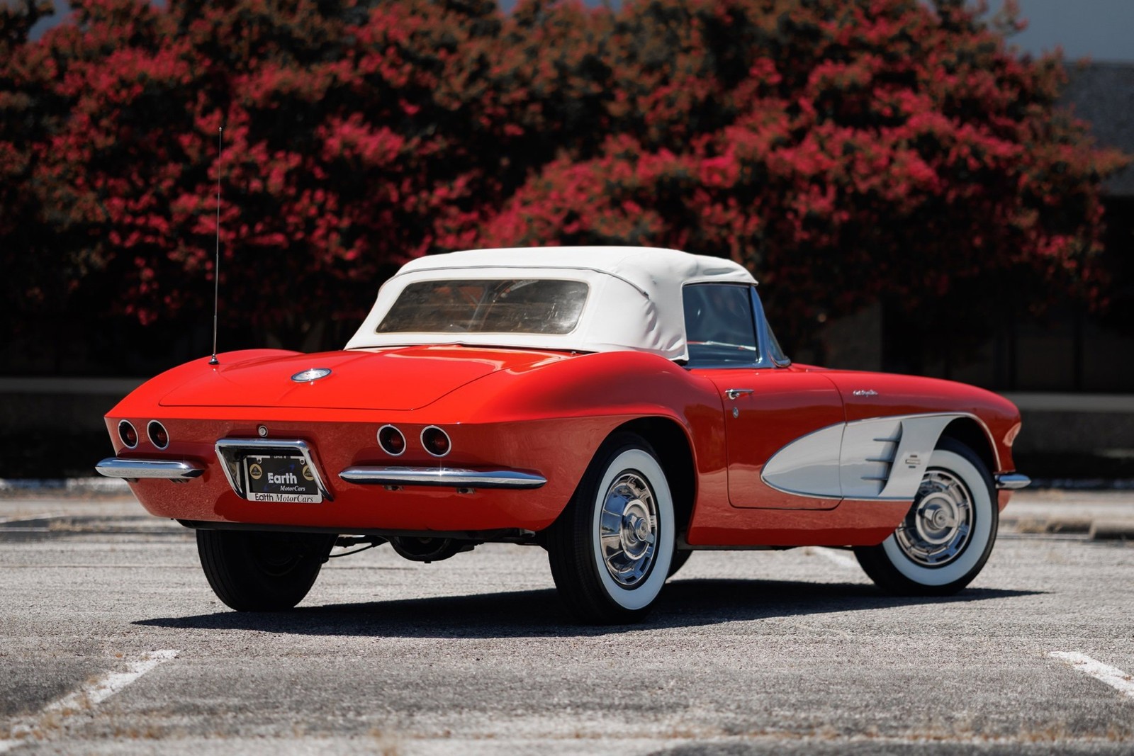 Chevrolet-Corvette-1961-Convertible-20