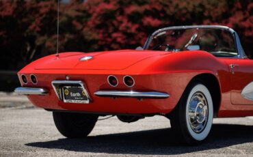 Chevrolet-Corvette-1961-Convertible-21