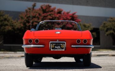 Chevrolet-Corvette-1961-Convertible-24