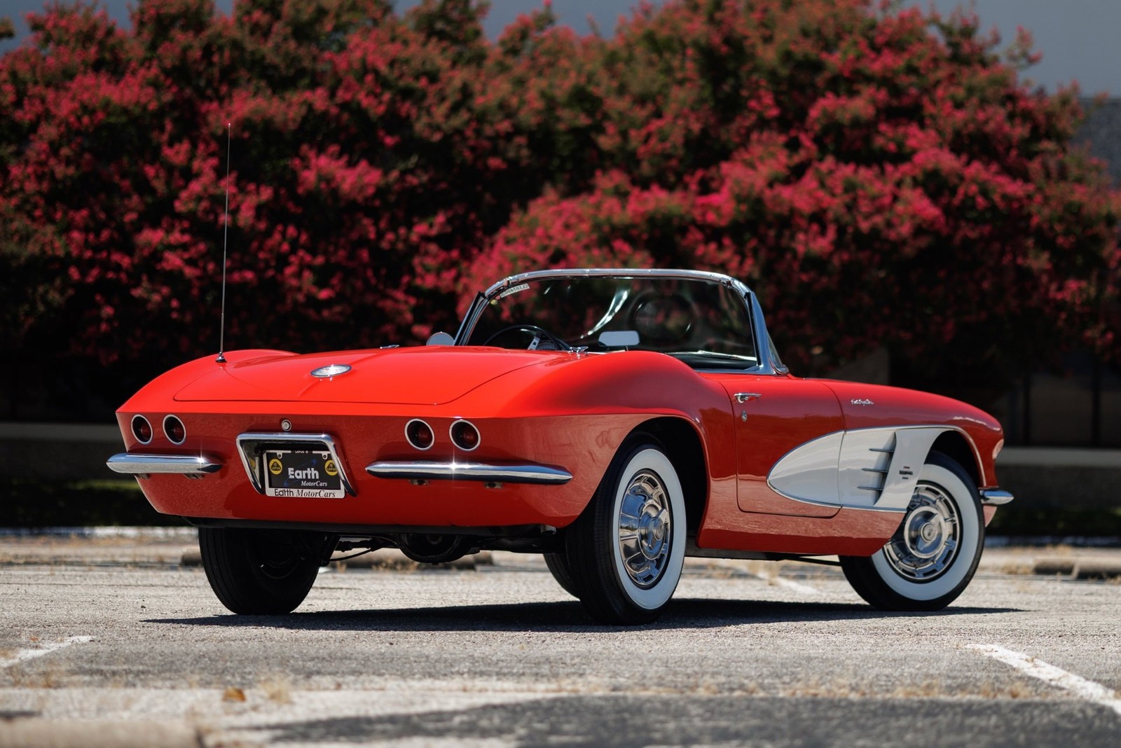 Chevrolet-Corvette-1961-Convertible-5