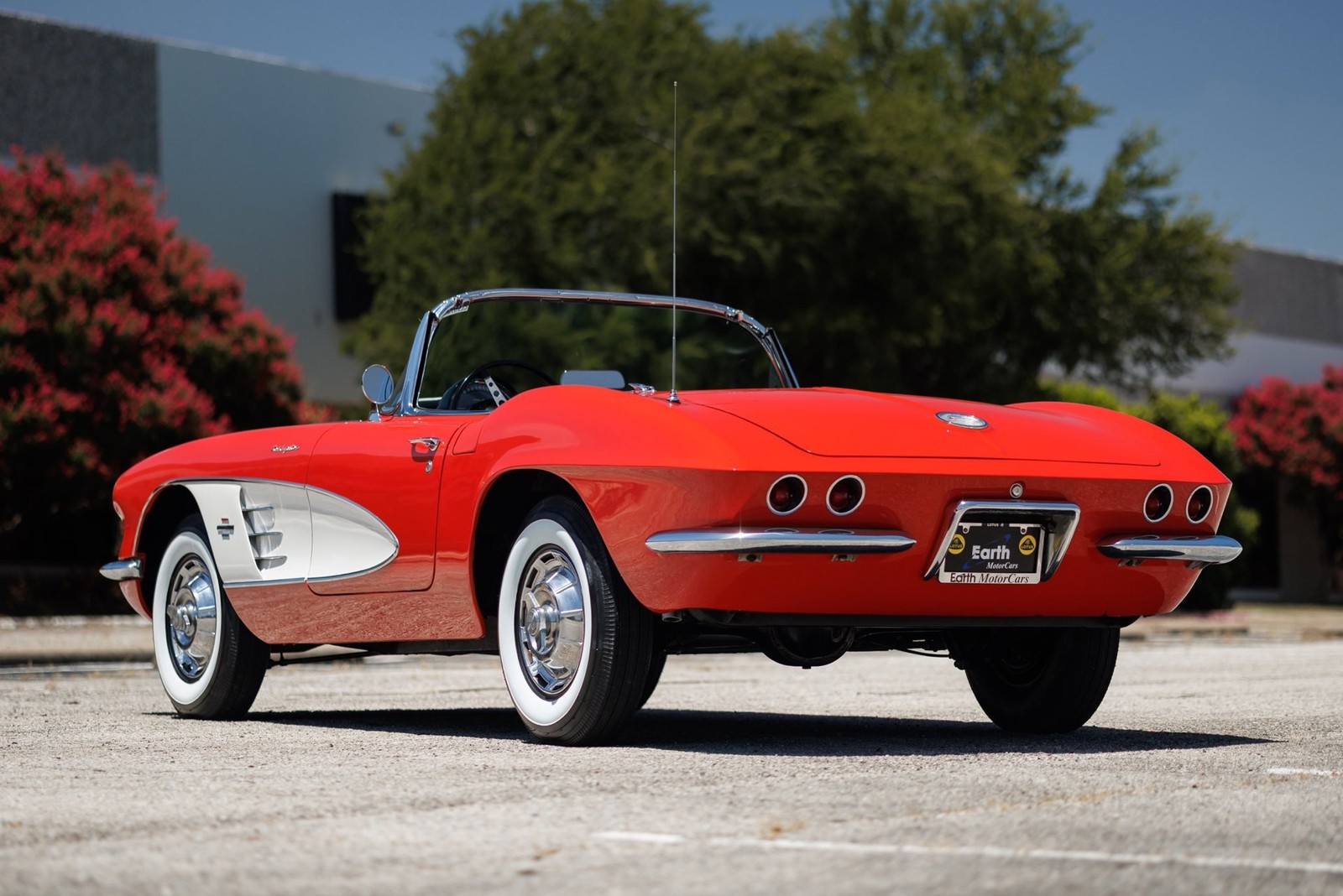 Chevrolet-Corvette-1961-Convertible-8