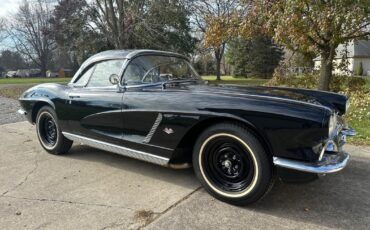 Chevrolet-Corvette-1962-10