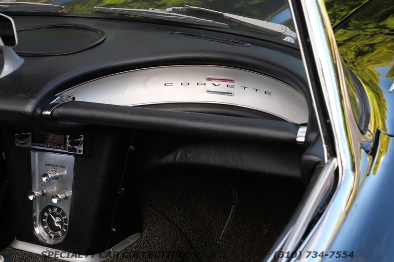 Chevrolet-Corvette-1962-10