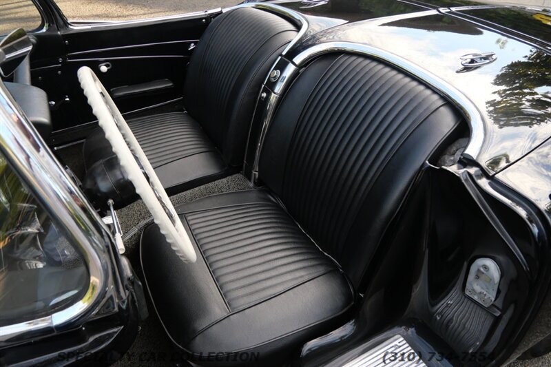 Chevrolet-Corvette-1962-11