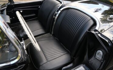 Chevrolet-Corvette-1962-11