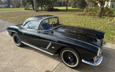 Chevrolet-Corvette-1962-14