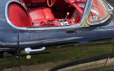 Chevrolet-Corvette-1962-2