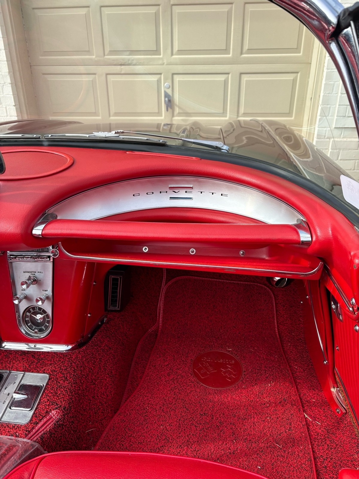 Chevrolet-Corvette-1962-20