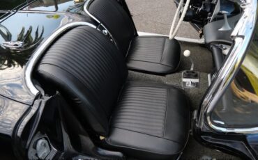 Chevrolet-Corvette-1962-21