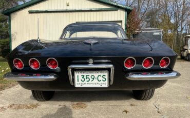 Chevrolet-Corvette-1962-23