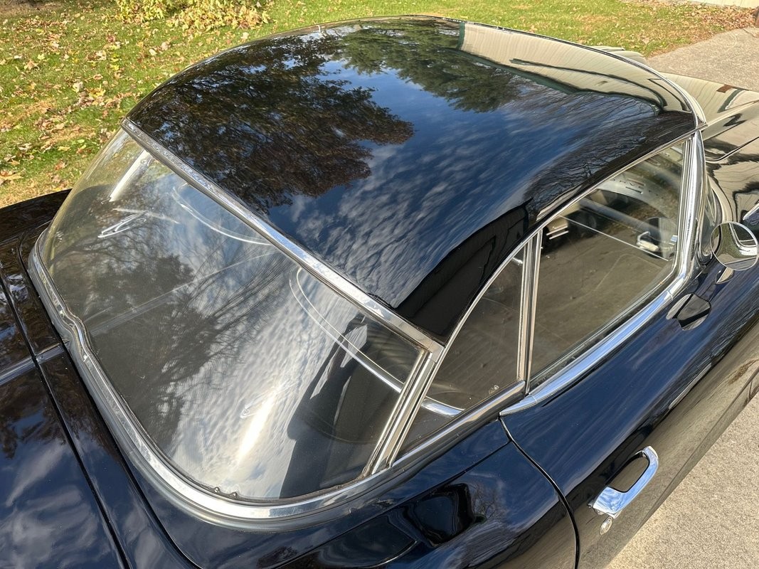 Chevrolet-Corvette-1962-25