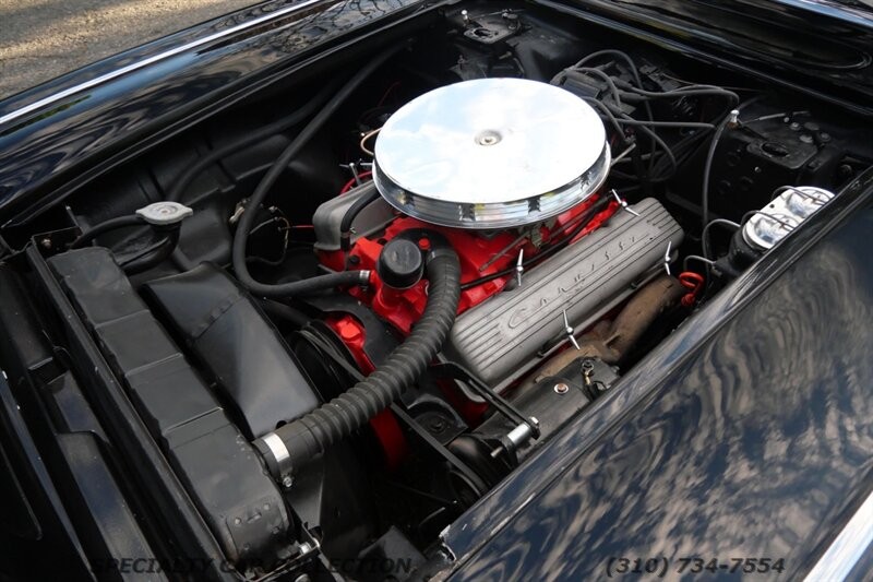 Chevrolet-Corvette-1962-25