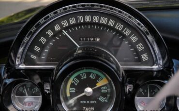 Chevrolet-Corvette-1962-28