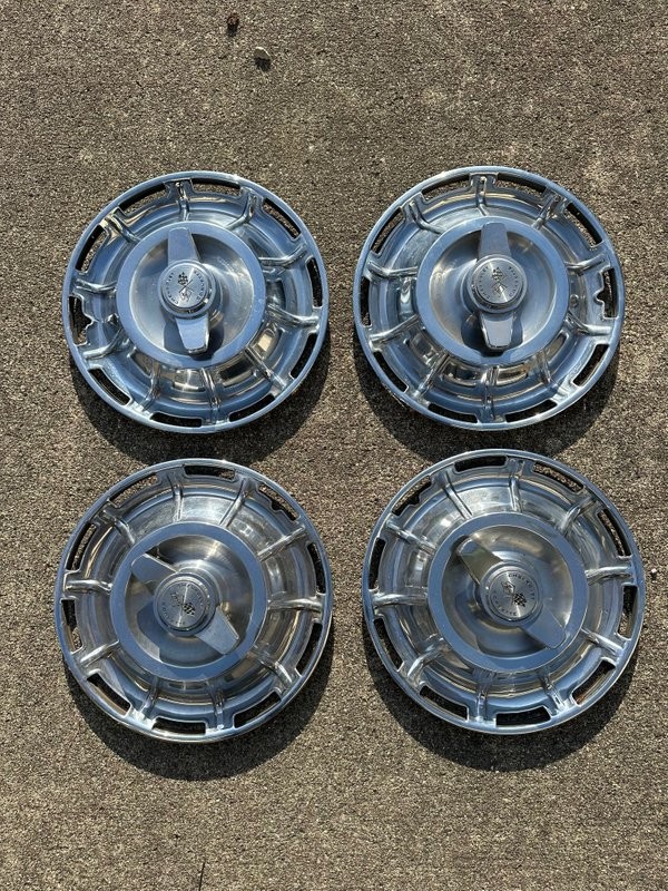 Chevrolet-Corvette-1962-31