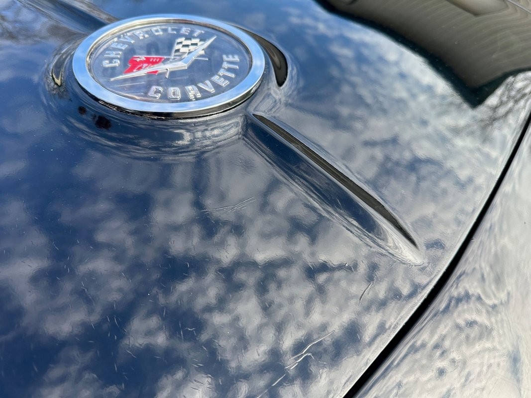 Chevrolet-Corvette-1962-35