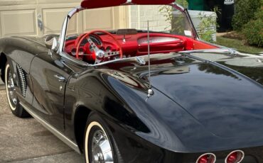 Chevrolet-Corvette-1962-4