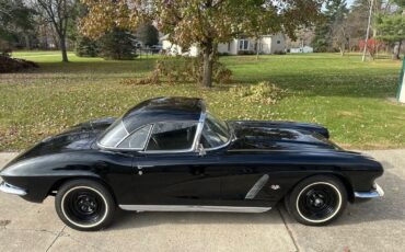 Chevrolet-Corvette-1962-9