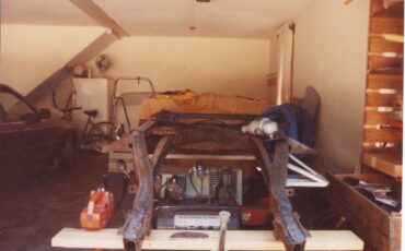 Chevrolet-Corvette-1962-Convertible-10