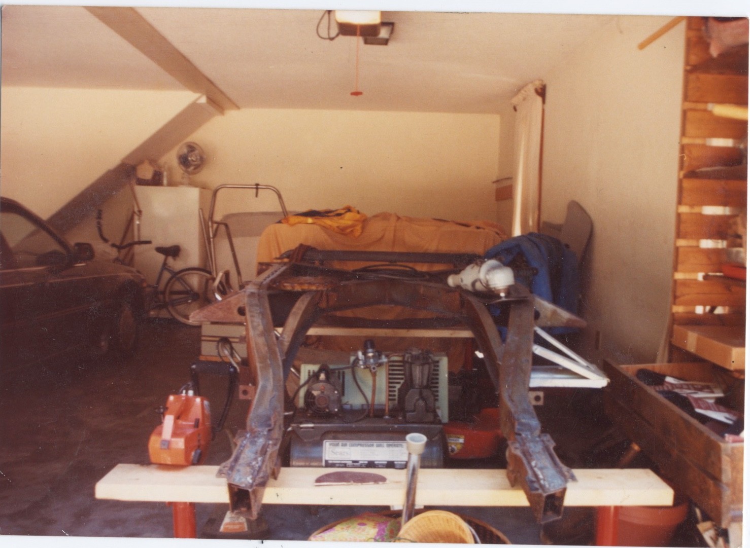 Chevrolet-Corvette-1962-Convertible-10