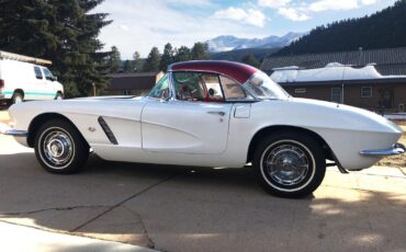 Chevrolet-Corvette-1962-Convertible-6