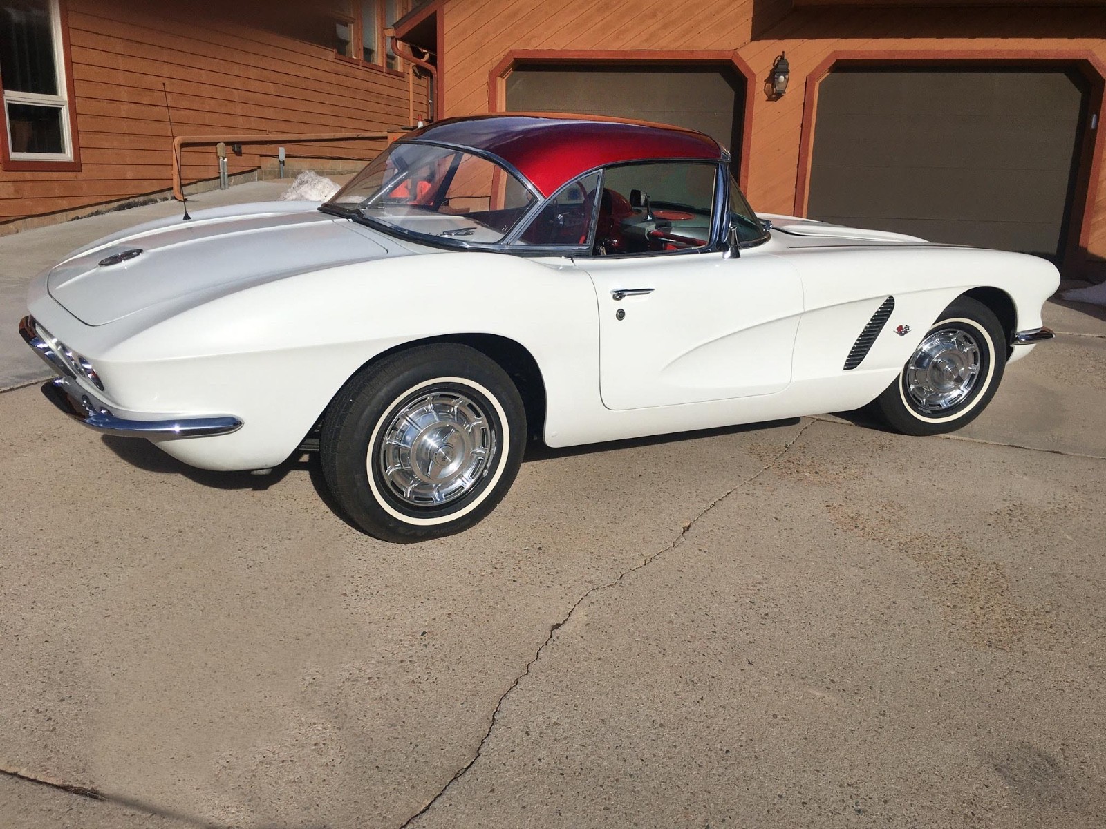 Chevrolet-Corvette-1962-Convertible-7