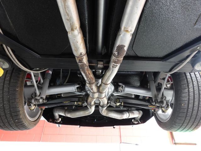 Chevrolet-Corvette-1963-22