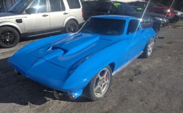 Chevrolet-Corvette-1963-3