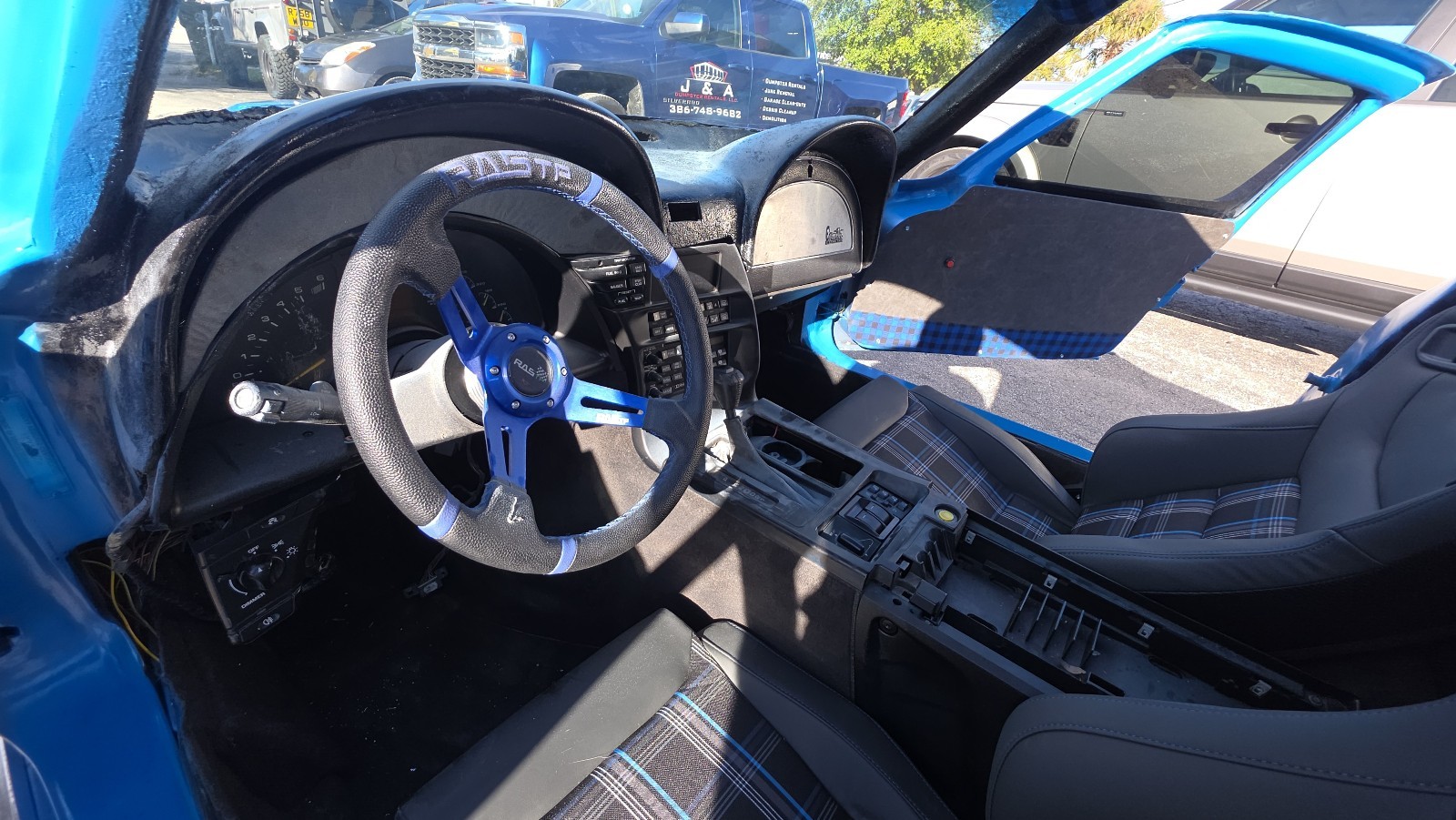 Chevrolet-Corvette-1963-8