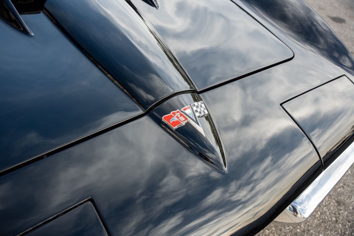 Chevrolet-Corvette-1963-Convertible-19