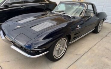 Chevrolet-Corvette-1963-Convertible-3