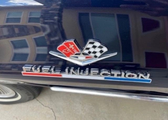 Chevrolet-Corvette-1963-Convertible-5