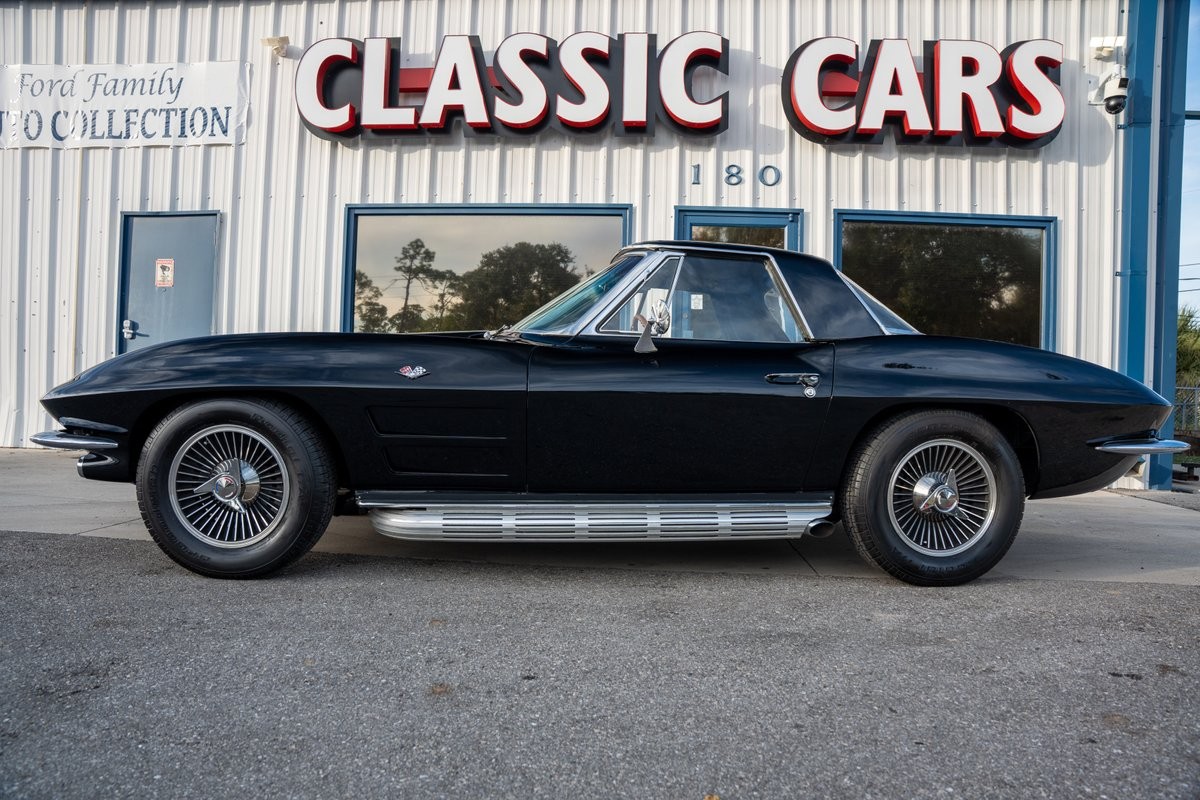 Chevrolet-Corvette-1963-Convertible-7