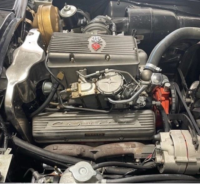 Chevrolet-Corvette-1963-Convertible-8