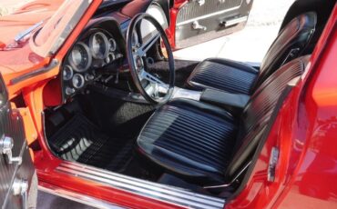 Chevrolet-Corvette-1963-Coupe-10