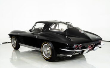 Chevrolet-Corvette-1963-Coupe-10