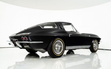 Chevrolet-Corvette-1963-Coupe-14