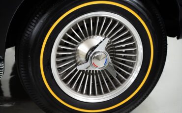 Chevrolet-Corvette-1963-Coupe-17