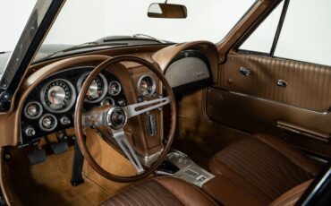Chevrolet-Corvette-1963-Coupe-22