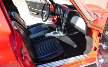 Chevrolet-Corvette-1963-Coupe-23