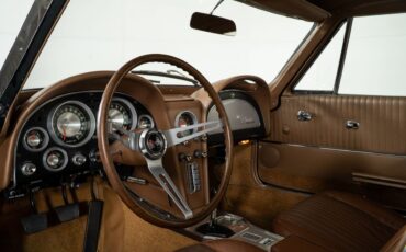 Chevrolet-Corvette-1963-Coupe-23