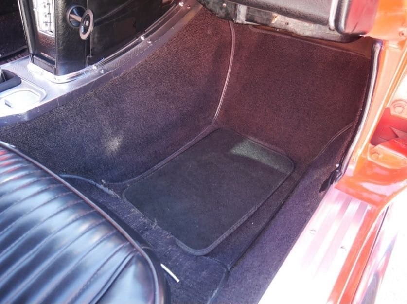 Chevrolet-Corvette-1963-Coupe-24