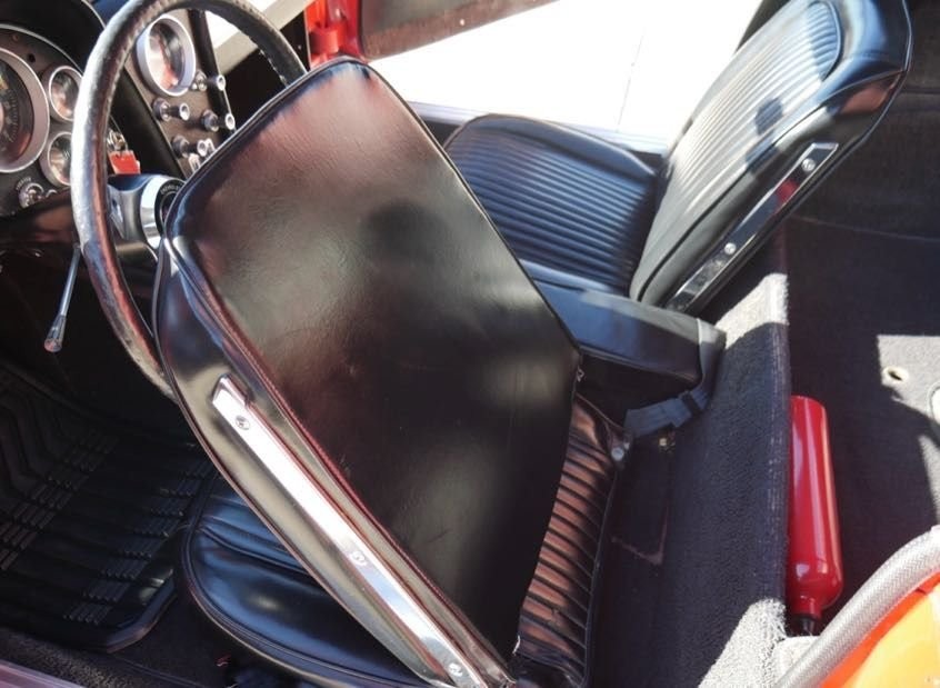 Chevrolet-Corvette-1963-Coupe-26